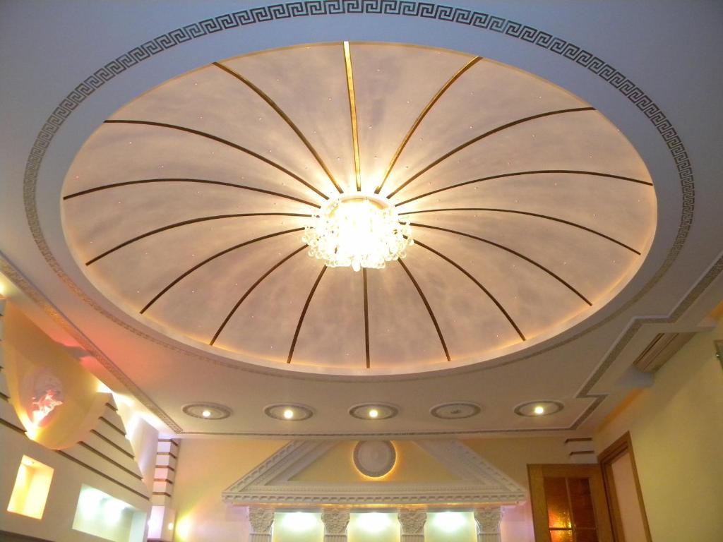 Gloria Mini-Hotel Chisinau Exterior photo